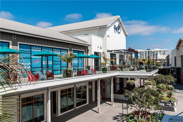 Detail Gallery Image 69 of 70 For 18571 Amalia, Huntington Beach,  CA 92648 - 5 Beds | 4/1 Baths