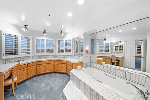 4026 Calle Lisa, San Clemente CA: https://media.crmls.org/medias/338e5ecb-6a70-446f-b8ab-9a032852c115.jpg