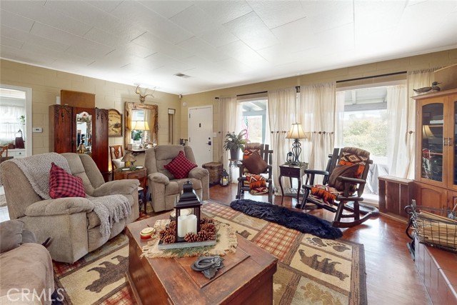 Detail Gallery Image 16 of 37 For 27 Riverview, Oroville,  CA 95965 - 2 Beds | 1 Baths