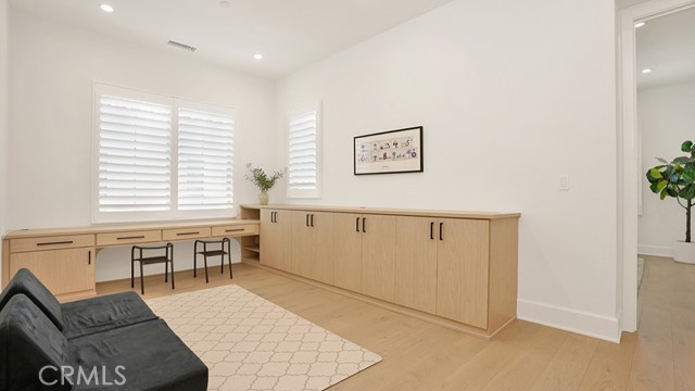 218 Coal Mine, Irvine CA: https://media.crmls.org/medias/338ec8a7-3d42-4303-893e-d26f090719b3.jpg