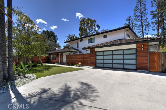 4751 Del Moreno Drive, Woodland Hills CA: https://media.crmls.org/medias/338eed07-af9f-4e69-97df-f5132c5727f3.jpg