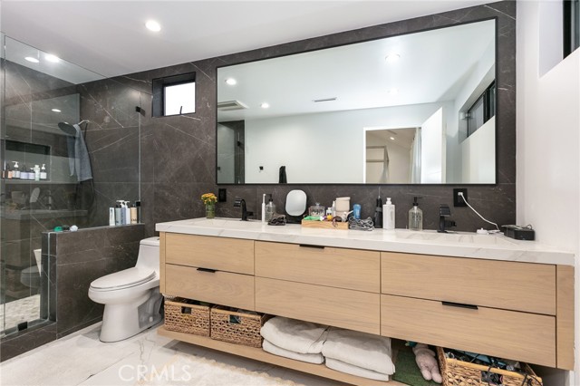 Detail Gallery Image 16 of 36 For 7127 Forest Hills Rd, West Hills,  CA 91307 - 4 Beds | 4/1 Baths