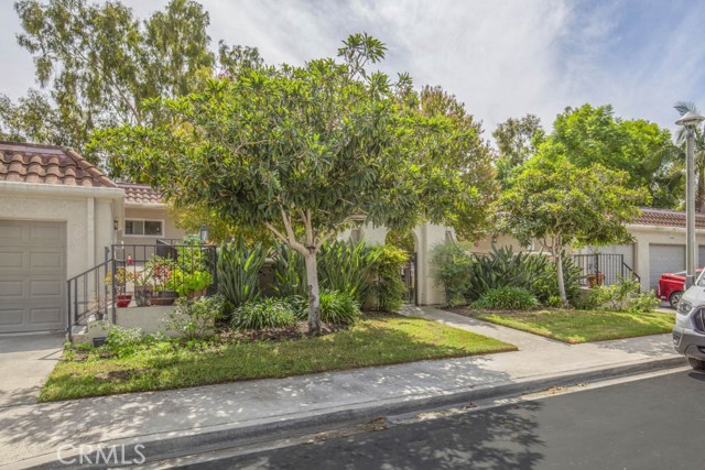 Detail Gallery Image 38 of 43 For 5529 via La Mesa #C,  Laguna Woods,  CA 92637 - 2 Beds | 2 Baths