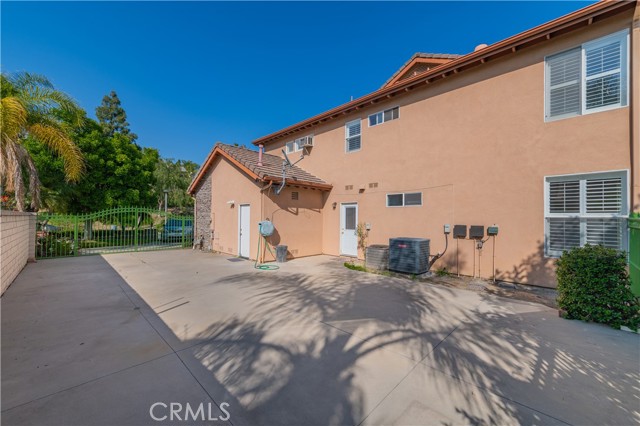 Detail Gallery Image 32 of 35 For 27860 Mount Shasta Way, Yorba Linda,  CA 92887 - 5 Beds | 3/1 Baths