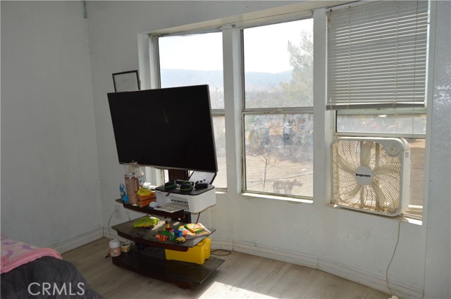 Detail Gallery Image 29 of 60 For 12263 Mountain Rd, Pinon Hills,  CA 92372 - 3 Beds | 2 Baths