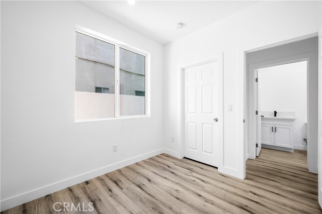 Detail Gallery Image 11 of 36 For 5000 Cleon #1/2,  North Hollywood,  CA 91601 - 4 Beds | 3 Baths