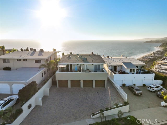 34365 Dana Strand Road, Dana Point CA: https://media.crmls.org/medias/33925b7d-4f36-440a-a185-6064c061f91d.jpg