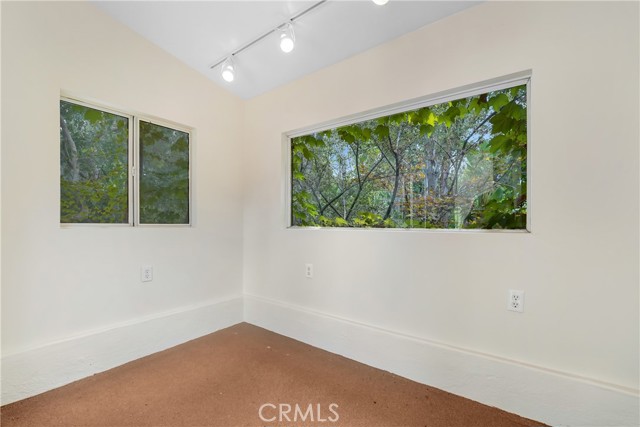 816 S Longwood, Los Angeles CA: https://media.crmls.org/medias/33929b81-af39-45c9-b3ff-57c6f3068cf8.jpg