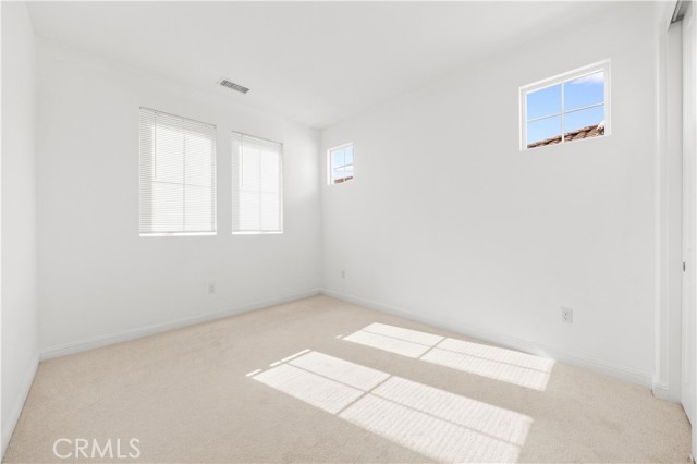 Detail Gallery Image 27 of 49 For 20611 W Chestnut Cir, Porter Ranch,  CA 91326 - 4 Beds | 3 Baths