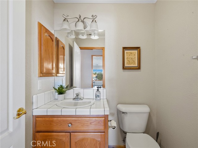 14526 Galleon Lane, Helendale CA: https://media.crmls.org/medias/3392ebd6-8e87-41d1-a9dd-53d09238f079.jpg