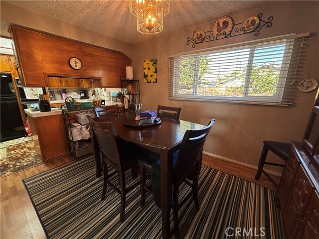 Detail Gallery Image 14 of 23 For 962 W 10th St, San Bernardino,  CA 92411 - 4 Beds | 2 Baths