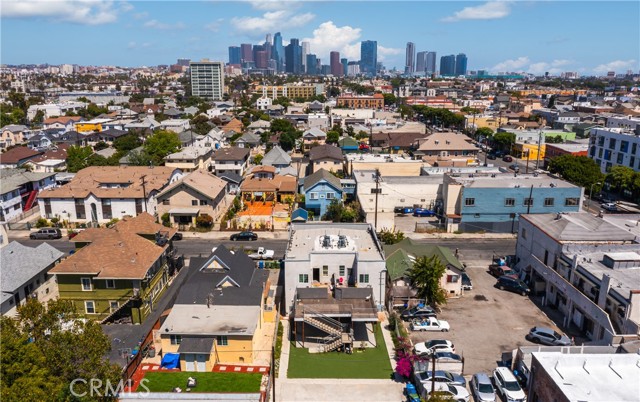 Detail Gallery Image 3 of 3 For 1243 S Kenmore Ave, Los Angeles,  CA 90006 - – Beds | – Baths