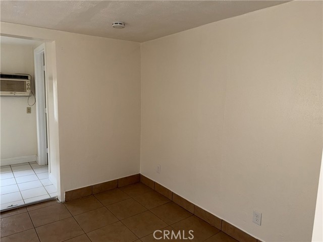 1610 Basler, Sacramento CA: https://media.crmls.org/medias/33945f61-4f56-41f9-9396-11394dad347a.jpg