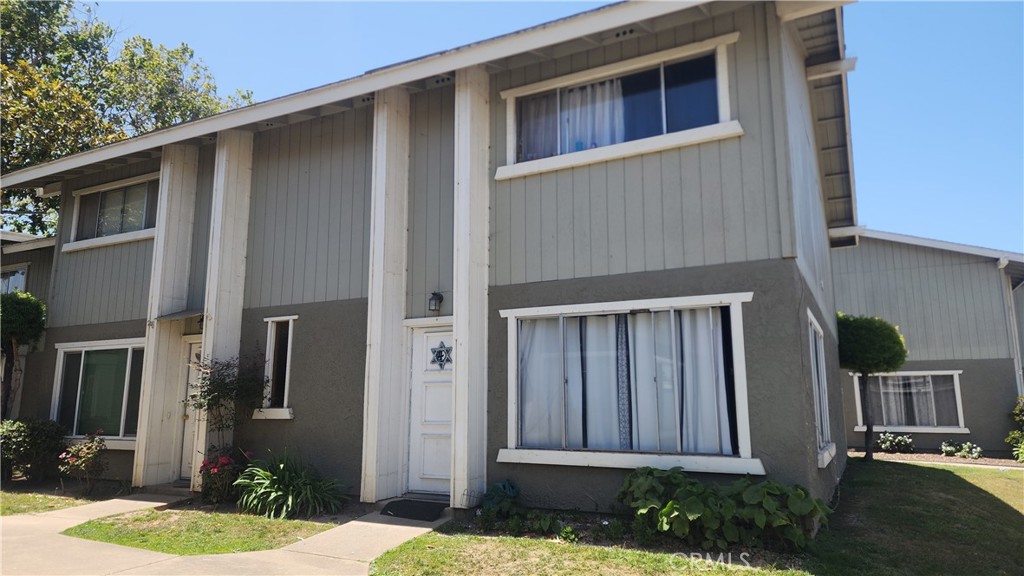 421 E Park