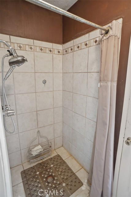 Detail Gallery Image 12 of 32 For 615 Camino Verde, Thousand Oaks,  CA 91360 - 4 Beds | 2 Baths