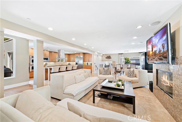 Detail Gallery Image 17 of 65 For 362 Pinecrest Dr, Laguna Beach,  CA 92651 - 5 Beds | 5 Baths