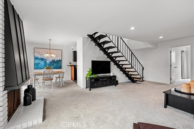 Detail Gallery Image 6 of 39 For 21282 Wavecrest Cir, Huntington Beach,  CA 92646 - 2 Beds | 2 Baths