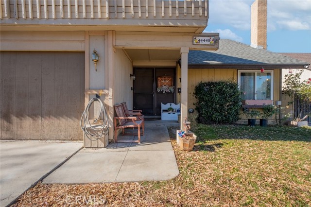 Detail Gallery Image 4 of 33 For 44449 Fenhold St, Lancaster,  CA 93535 - 4 Beds | 3 Baths