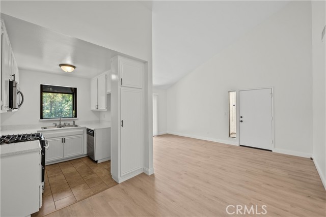 Detail Gallery Image 11 of 39 For 27979 Sarabande Ln #250,  Canyon Country,  CA 91387 - 2 Beds | 2 Baths