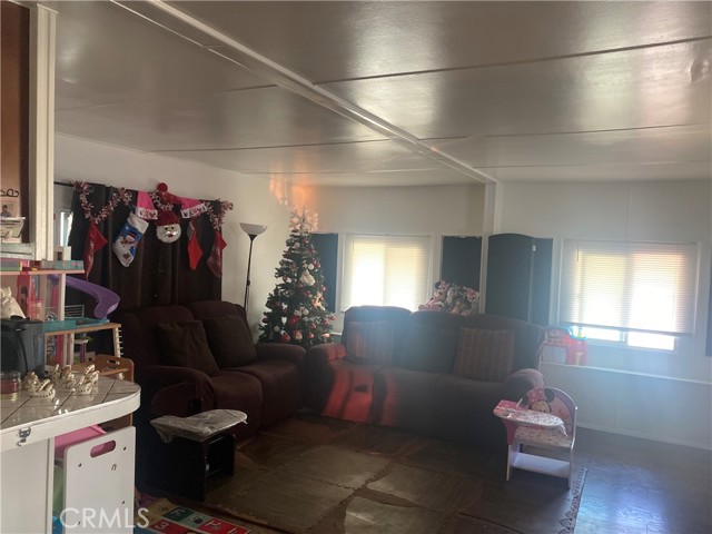 Detail Gallery Image 5 of 29 For 23701 Western, Torrance,  CA 90501 - 2 Beds | 1 Baths