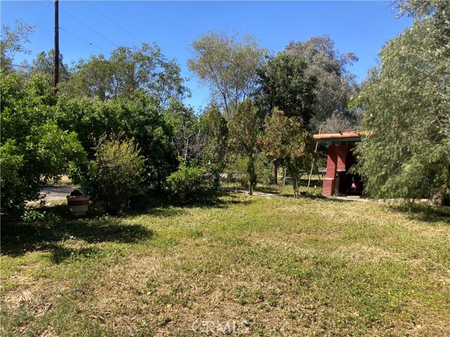 Detail Gallery Image 4 of 13 For 28875 10th, Lake Elsinore,  CA 92532 - 2 Beds | 2 Baths