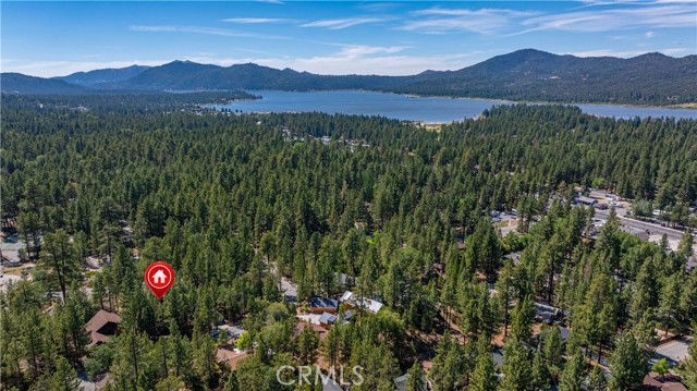41747 Comstock Lane, Big Bear Lake CA: https://media.crmls.org/medias/3397f152-e1cc-459d-9c1c-f4c118679fc1.jpg
