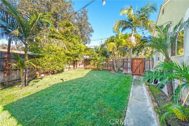 Detail Gallery Image 30 of 34 For 2422 N Forest, Santa Ana,  CA 92706 - 4 Beds | 1 Baths