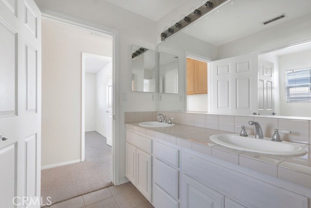 Detail Gallery Image 32 of 43 For 11205 Salerno, Porter Ranch,  CA 91326 - 4 Beds | 3 Baths