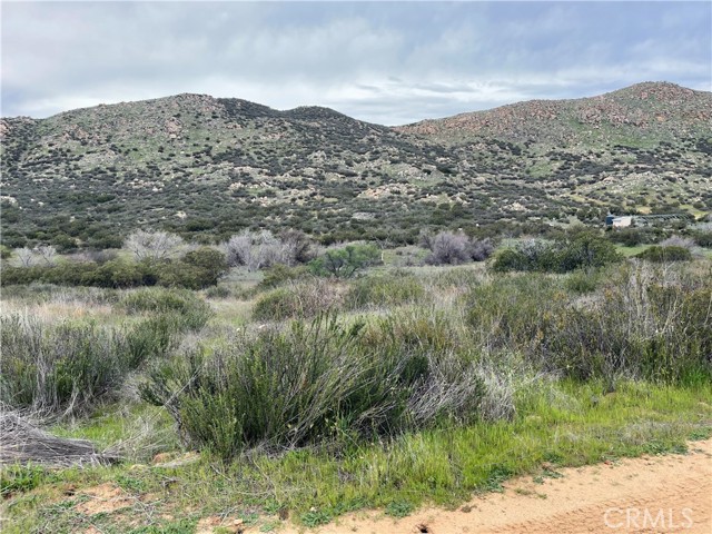 Detail Gallery Image 1 of 16 For 25 Los Altos, Hemet,  CA 92536 - – Beds | – Baths