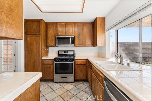 Detail Gallery Image 16 of 38 For 1224 Palos Verde, Corona,  CA 92880 - 3 Beds | 2 Baths