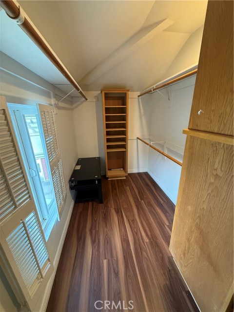 Detail Gallery Image 31 of 38 For 3826 Dixie Canyon, Sherman Oaks,  CA 91423 - 3 Beds | 3 Baths