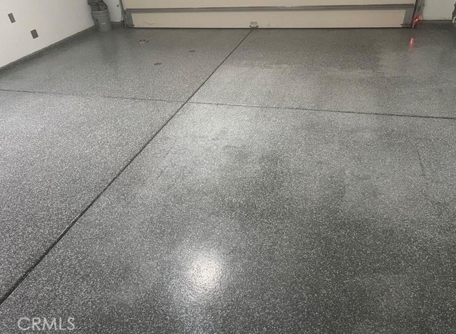 131 Yuba, Irvine CA: https://media.crmls.org/medias/339df428-68d4-4f12-86ba-d101693aa456.jpg