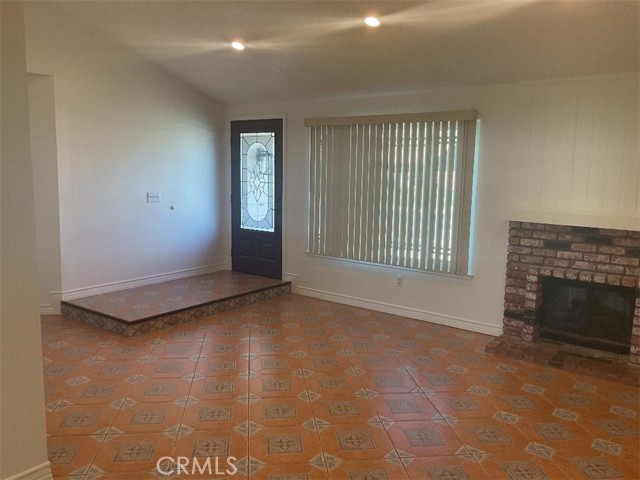 Detail Gallery Image 4 of 37 For 8234 Stonewood, Jurupa Valley,  CA 92509 - 3 Beds | 2 Baths