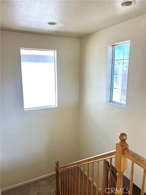 1343 Riverside Court, Merced CA: https://media.crmls.org/medias/339eec61-9f73-4219-a6d0-f4dc8385102d.jpg