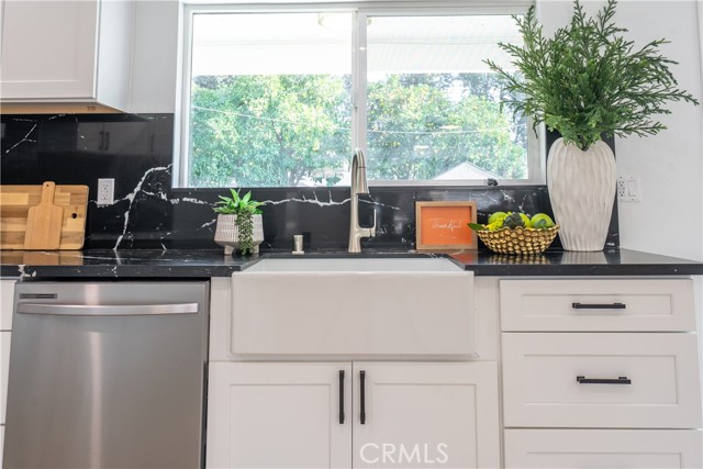 Detail Gallery Image 9 of 43 For 7516 San Juan, Riverside,  CA 92504 - 3 Beds | 1 Baths