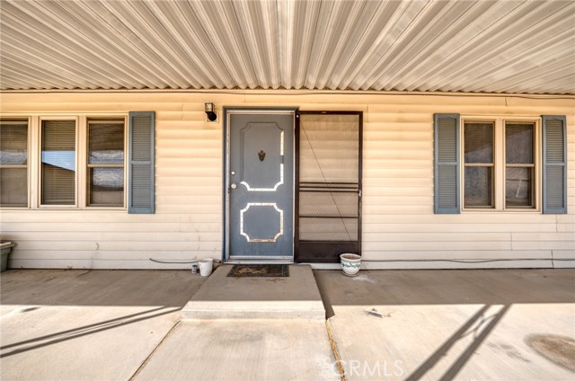 Detail Gallery Image 3 of 22 For 56457 Serrano Rd, Yucca Valley,  CA 92284 - 2 Beds | 2 Baths