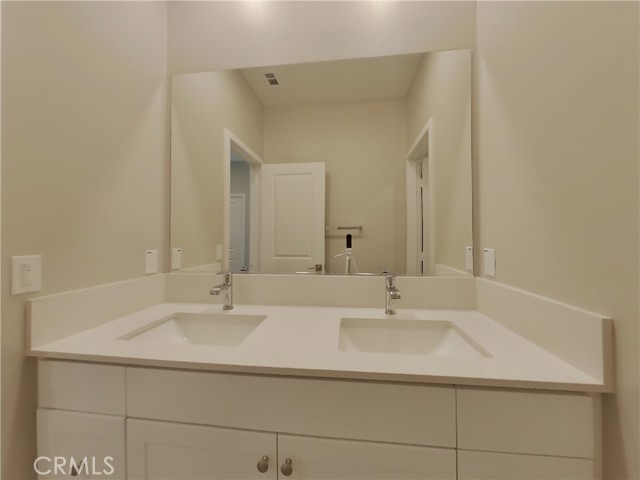 24700 Tesoro Court, Wildomar CA: https://media.crmls.org/medias/339fcf78-c670-4da5-8559-0f61a3240613.jpg