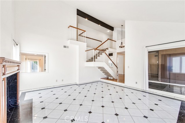 Detail Gallery Image 24 of 67 For 16293 Wayfarer Ln, Huntington Beach,  CA 92649 - 5 Beds | 3/1 Baths