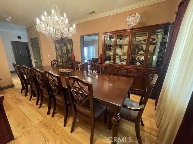 Detail Gallery Image 18 of 41 For 10066 Golden Oaks, Tujunga,  CA 91042 - 4 Beds | 3/1 Baths