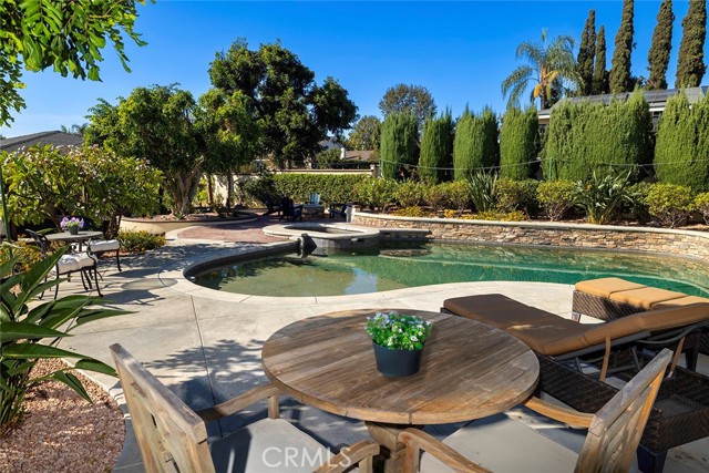 Detail Gallery Image 28 of 45 For 19151 Oriente Dr, Yorba Linda,  CA 92886 - 4 Beds | 4/1 Baths