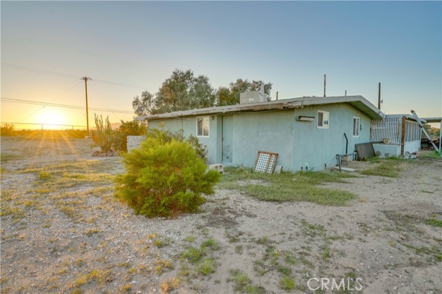 45705 Twin Lakes Dr, Newberry Springs, CA 92365