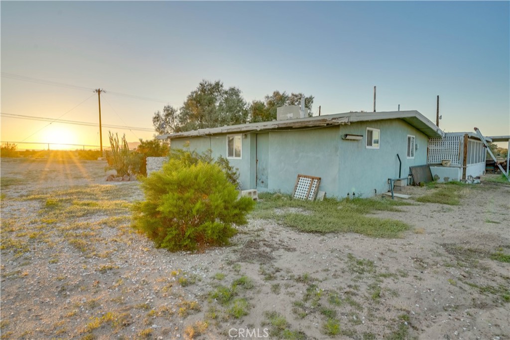 45705 Twin Lakes Drive, Newberry Springs, CA 92365