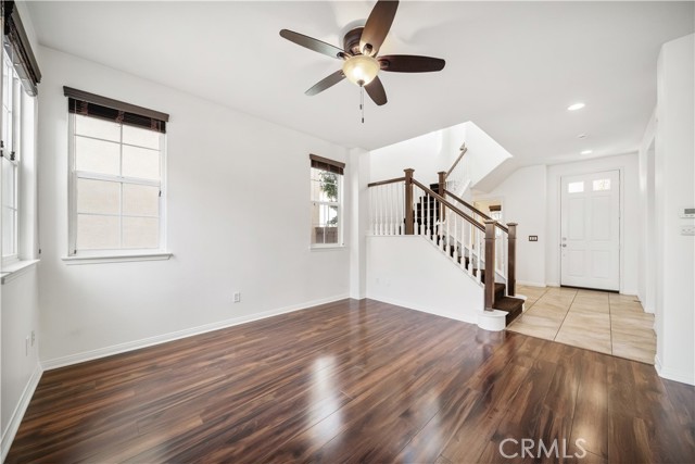 Detail Gallery Image 5 of 48 For 208 W Cork Tree, Orange,  CA 92865 - 3 Beds | 2/1 Baths