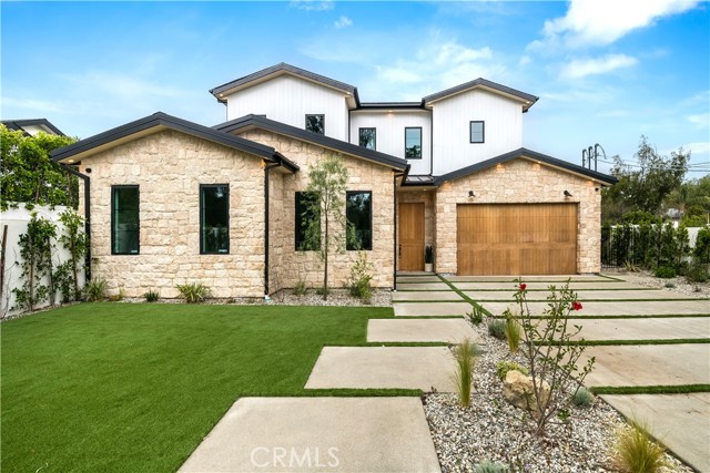 Detail Gallery Image 7 of 54 For 5929 Melvin Ave, Tarzana,  CA 91356 - 5 Beds | 6 Baths