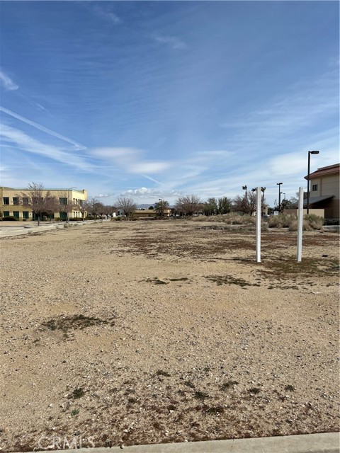 0 California Avenue, Victorville, California 92392, ,Land,For Sale,0 California Avenue,CRSB23036312