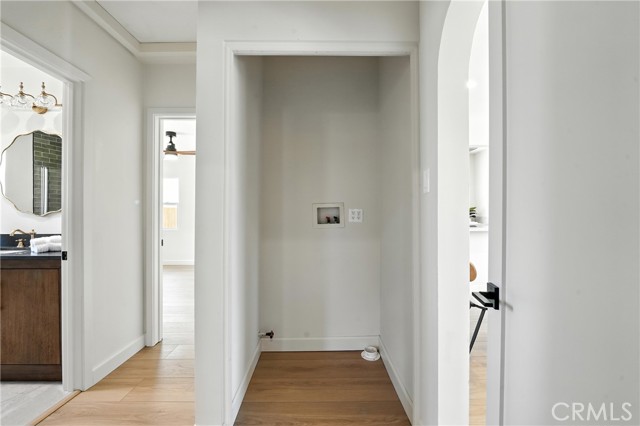 1543 W 79th Street, Los Angeles CA: https://media.crmls.org/medias/33a475ac-1e57-46f8-82cc-35dcd485ad66.jpg
