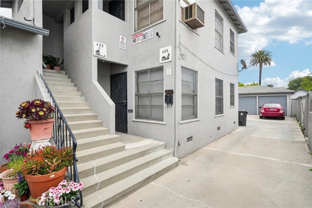 Detail Gallery Image 3 of 16 For 494 Almond Ave, Long Beach,  CA 90802 - – Beds | – Baths