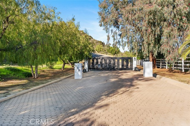 Detail Gallery Image 5 of 57 For 109 Buckskin Rd, Bell Canyon,  CA 91307 - 5 Beds | 5/1 Baths