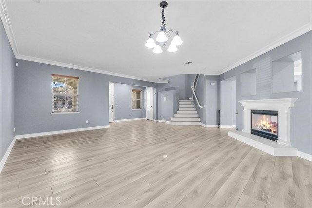 Detail Gallery Image 8 of 42 For 519 Cedarbrook Ln, Corona,  CA 92879 - 4 Beds | 2/1 Baths