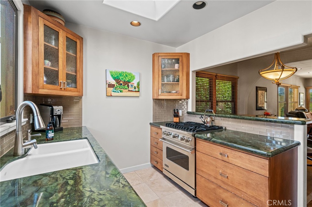 MLS #FR25240886 image #15